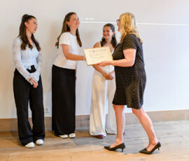 PRIX VIISON AUSZEICHNUNG, am 19. Juni 2026 (Melanie Duchene)
DIE BILDER DUERFEN NUR FUER DIE BESPROCHENE VERWENDUNG GEBRAUCHT WERDEN, WEITERE NUTZUNGEN SIND MIT DER FOTOGRAFIN, MELANIE DUCHENE ABZUKLAEREN.